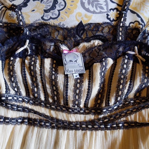 Cute & flirty Yoana Baraschi top - Picture 2 of 5